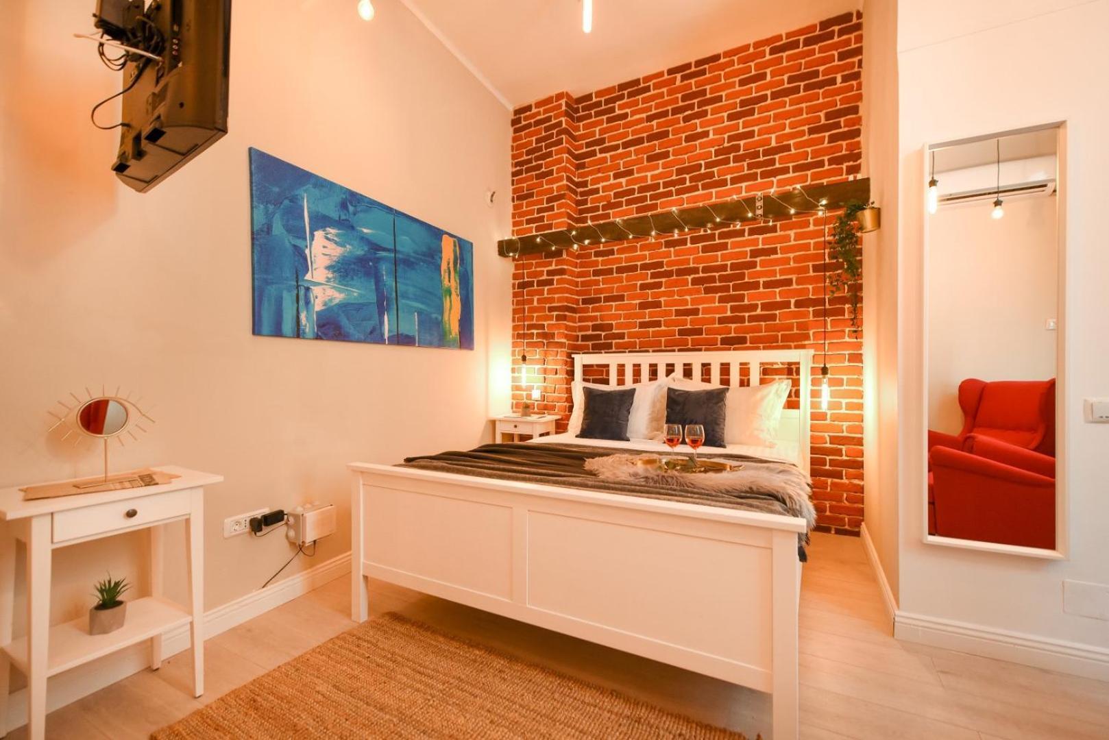 Elegant Studio - Urban Escape In Bukareszt Zewnętrze zdjęcie
